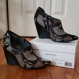 CALVIN KLEIN Nadina Calf Hair Snake Print Booties